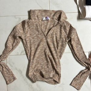 long sleeve sports shirt